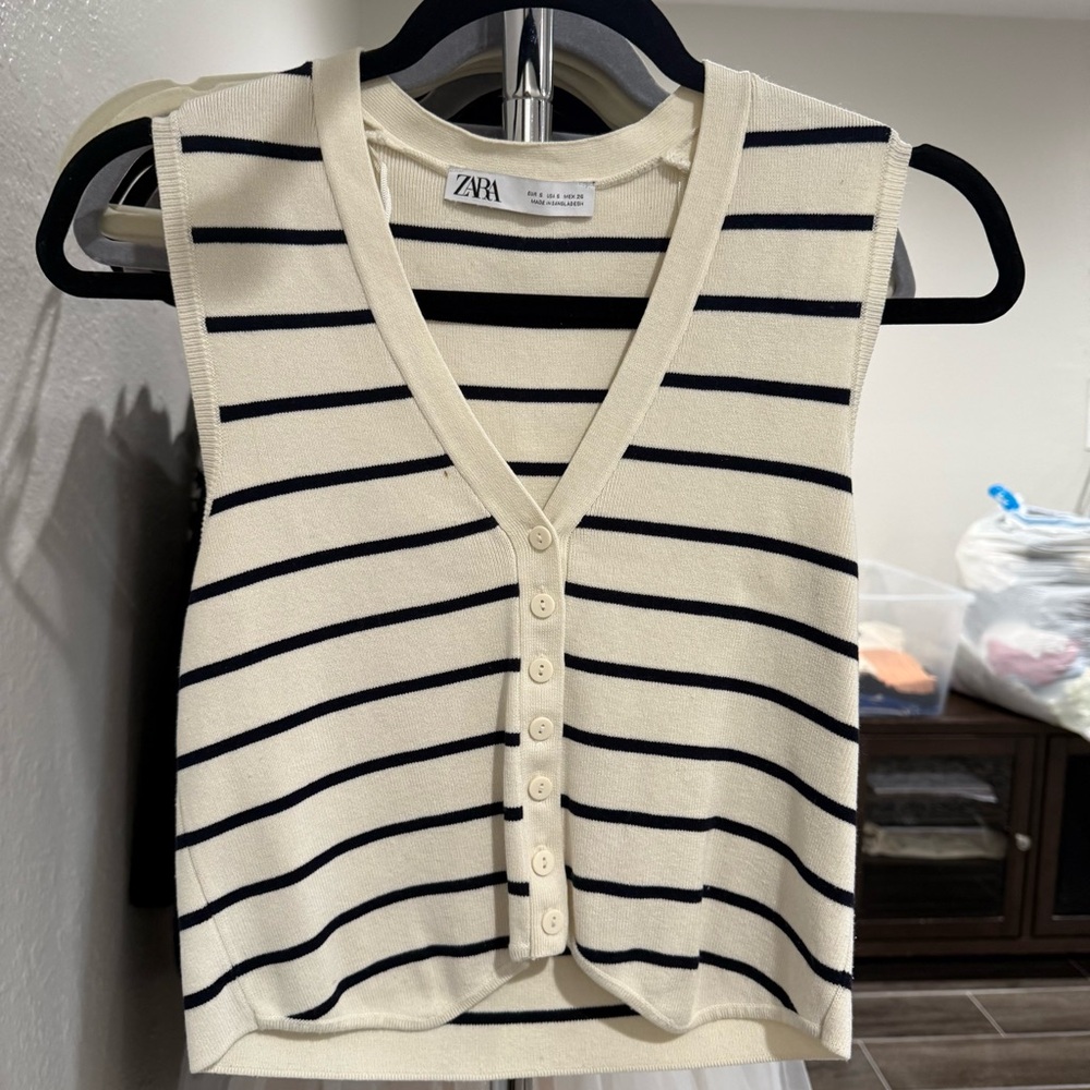 Zara Cream and Black Striped Knit Vest